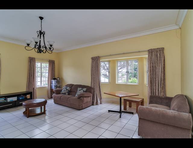 700M² BED & BREAKFAST FOR SALE IN SPARKS ESTATE
